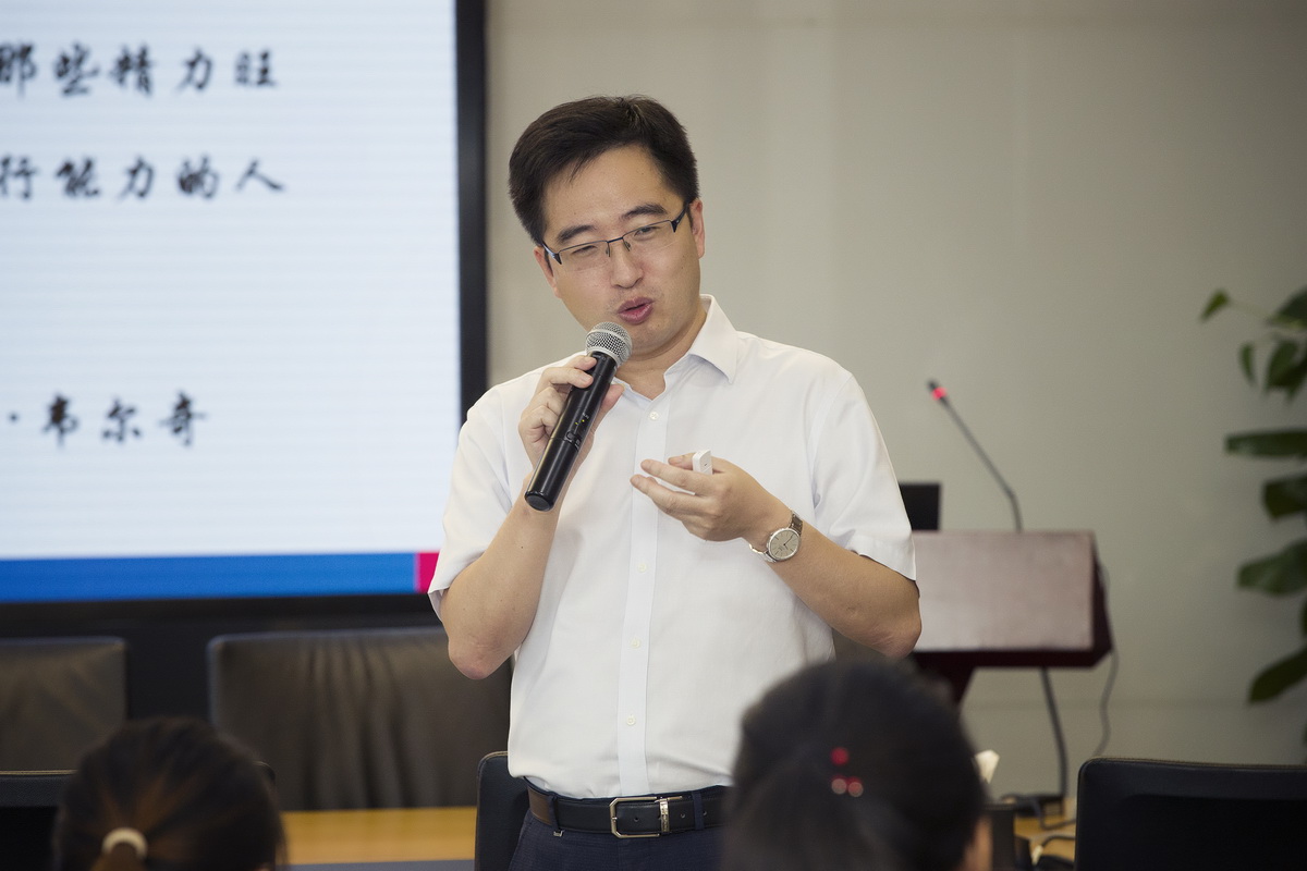 1535442304168276JMoh.jpg B95I5953.jpg