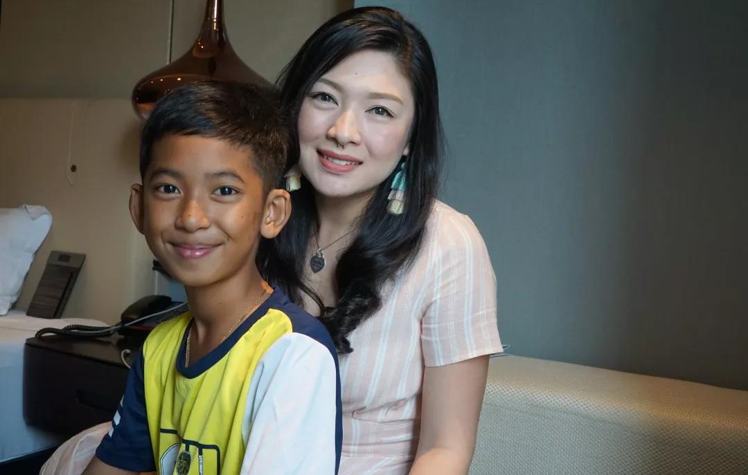 15711895147545683dYh.jpg 2.jpg